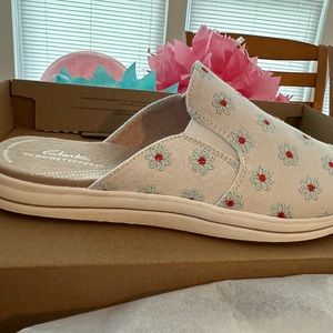 Clarks Cloudstepper Breeze Shore Mules. Size 11